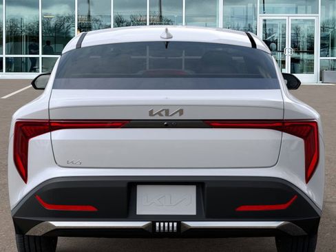 New 2025 Kia K4 EX image 14