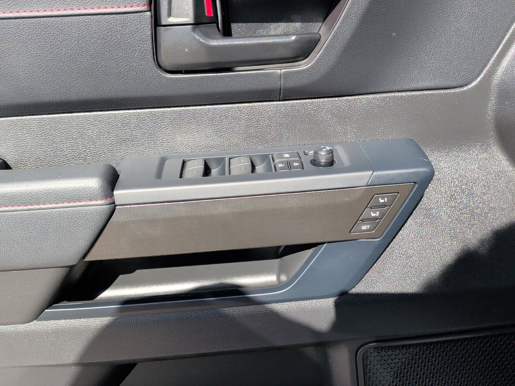Used 2025 Toyota Sequoia TRD Pro AWD/4WD image 12
