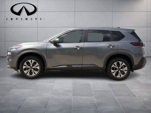 Used 2023 Nissan Rogue SV FWD image 4