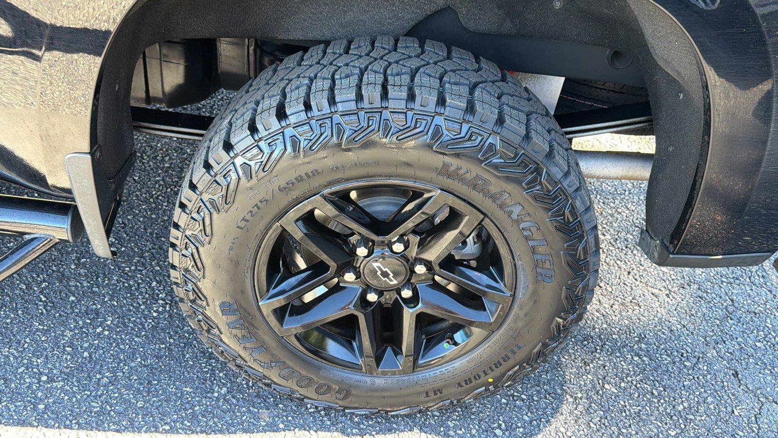 Used 2021 Chevrolet Silverado 1500 LT Trail Boss w/ Convenience Package II AWD/4WD image 12
