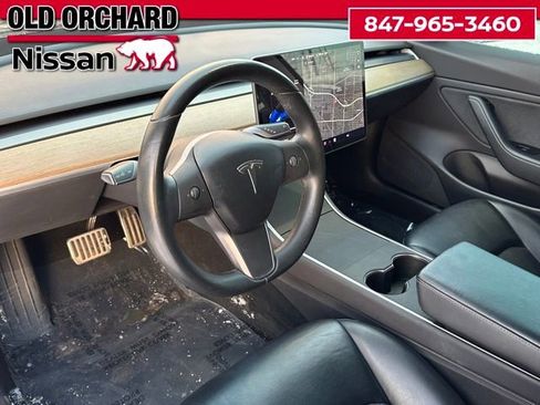 Used 2019 Tesla Model 3 Standard Range Plus image 14