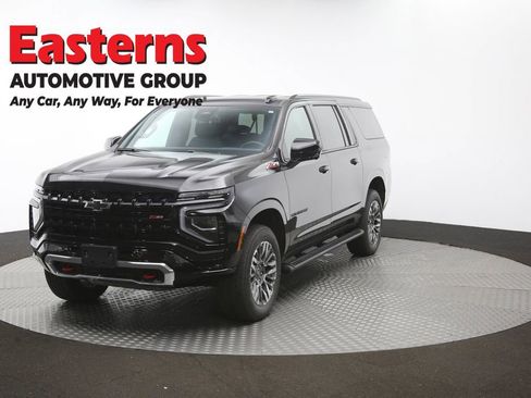 Used 2025 Chevrolet Suburban Z71 AWD/4WD image 57
