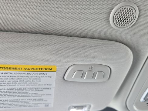 Used 2025 Lincoln Aviator AWD image 22