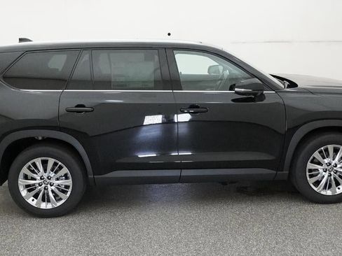 New 2026 Toyota Grand Highlander AWD image 11