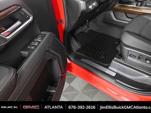 New 2026 GMC Sierra 1500 Elevation image 7