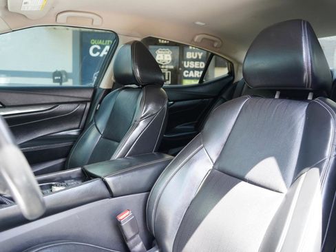 Used 2020 Nissan Maxima 3.5 SV w/ Floor Mat Group FWD image 17