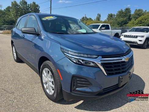 Used 2024 Chevrolet Equinox LS image 9