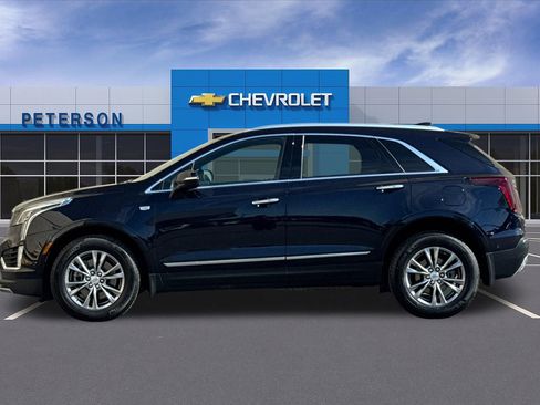 Used 2022 Cadillac XT5 Premium Luxury w/ Technology Package AWD/4WD image 7