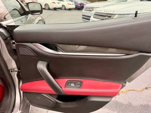 Used 2015 Maserati Ghibli S Q4 image 25