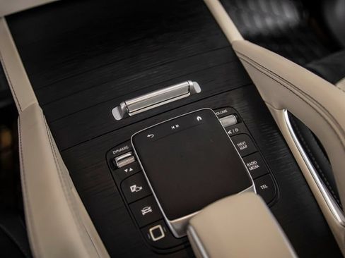 Used 2025 Mercedes-Benz GLE 53 AMG 4MATIC Coupe image 33