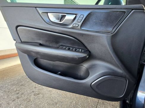 Used 2019 Volvo S60 T5 Inscription FWD image 17