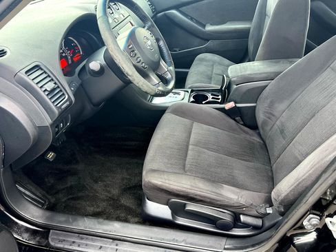 Used 2012 Nissan Altima 2.5 S w/ Value Pkg image 38