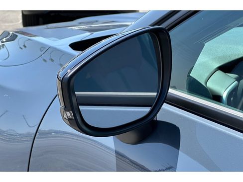 Used 2025 MAZDA CX-50 Meridian Edition w/ Apex Package AWD/4WD image 9