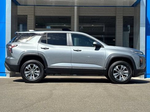 New 2027 Chevrolet Equinox LT FWD image 5