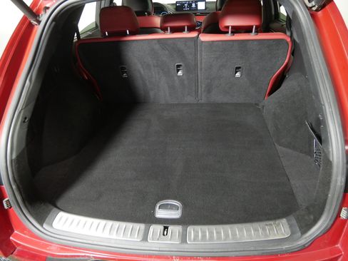 Used 2023 Genesis GV70 3.5T Sport w/ Sport Prestige Package image 18