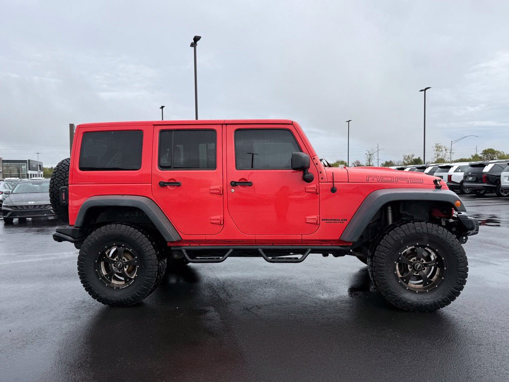 Used 2013 Jeep Wrangler Unlimited Sahara AWD/4WD image 4