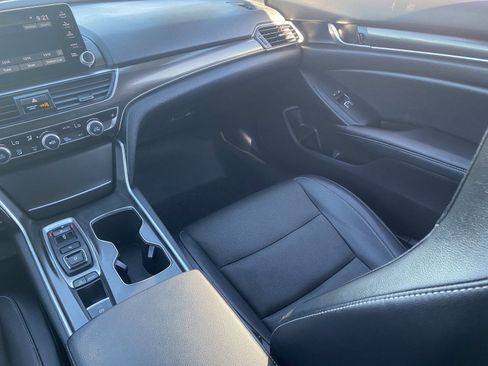 Used 2021 Honda Accord Sport image 17