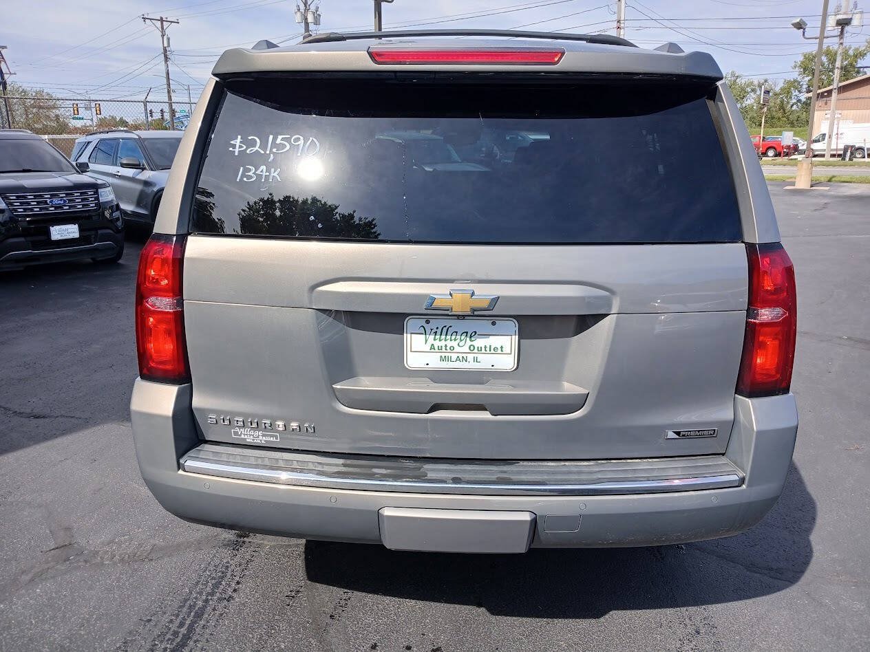 Used 2017 Chevrolet Suburban Premier AWD/4WD image 22