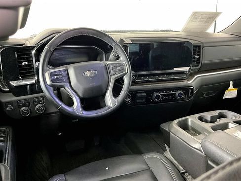 Used 2024 Chevrolet Silverado 2500 LT w/ Z71 Sport Edition AWD/4WD image 3