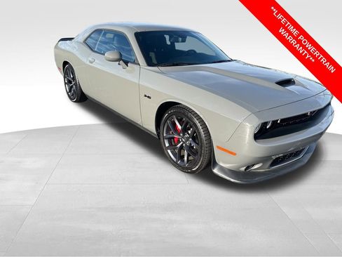 Used 2023 Dodge Challenger R/T w/ Blacktop Package image 3