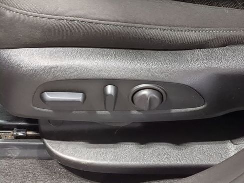 Used 2020 Chevrolet Blazer LT image 21