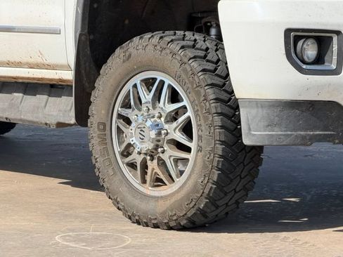 Used 2017 GMC Sierra 3500 Denali AWD/4WD image 6