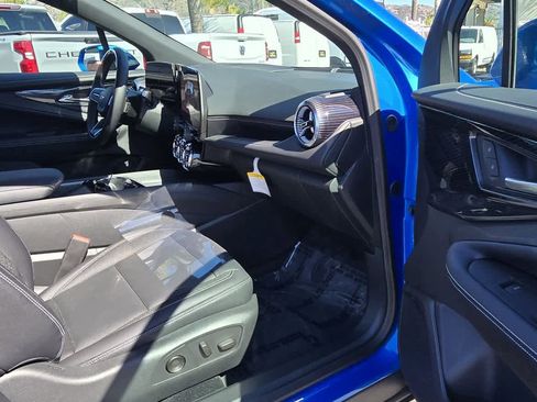 Used 2025 Chevrolet Blazer EV LT w/ Super Cruise Package image 15