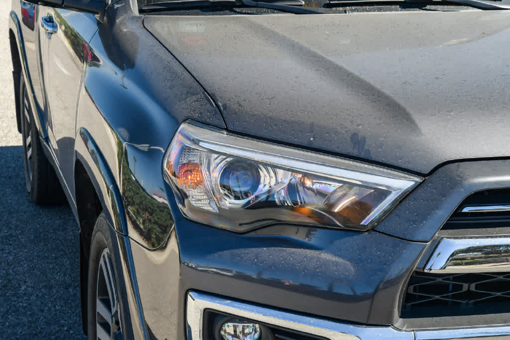Used 2023 Toyota 4Runner Limited AWD/4WD image 4