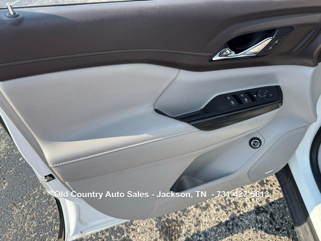 Used 2019 GMC Acadia SLT FWD image 14