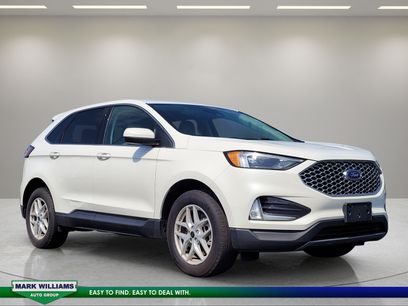 Used 2023 Ford Edge SEL w/ Convenience Package