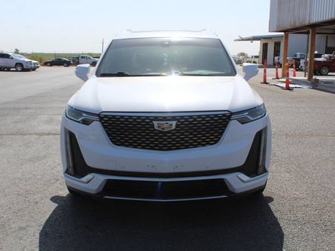 Used 2021 Cadillac XT6 Premium Luxury FWD image 12