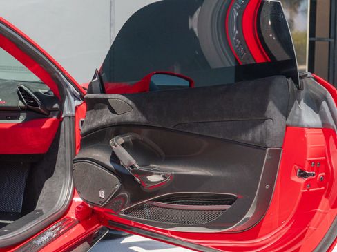 Used 2019 Ferrari 488 Pista Coupe RWD image 62