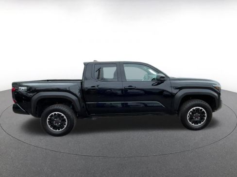 Used 2025 Toyota Tacoma TRD Off-Road image 16