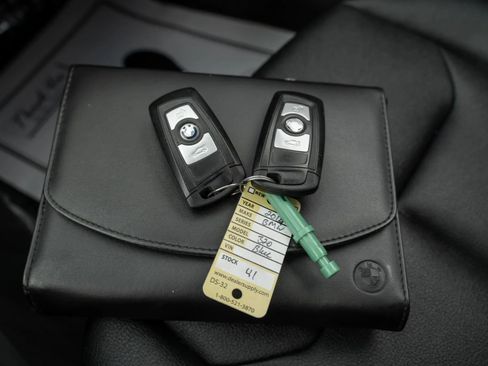 Used 2014 BMW 320i Sedan RWD image 27