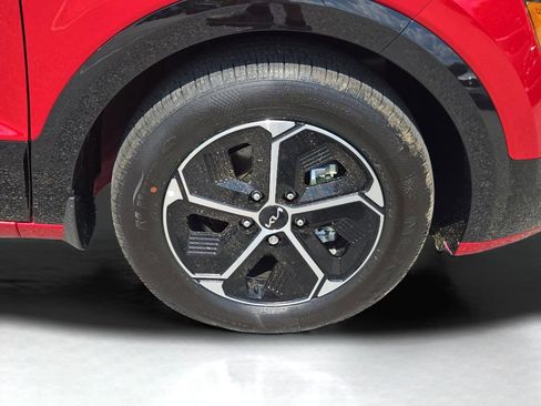 New 2025 Kia Niro SX image 6