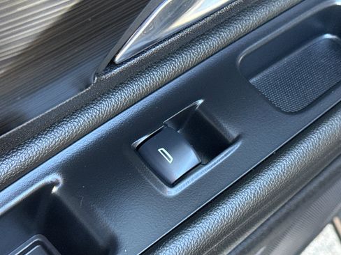 Used 2024 GMC Terrain SLE image 29