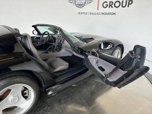 Used 1995 Dodge Viper RT/10 image 20