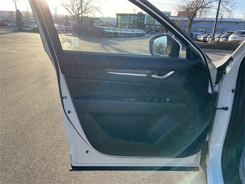 Certified 2022 MAZDA CX-5 AWD 2.5 S w/ Premium Package image 11