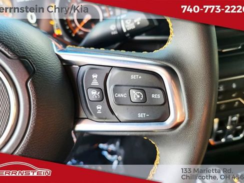 Used 2024 Jeep Wrangler Unlimited Sahara AWD/4WD image 19