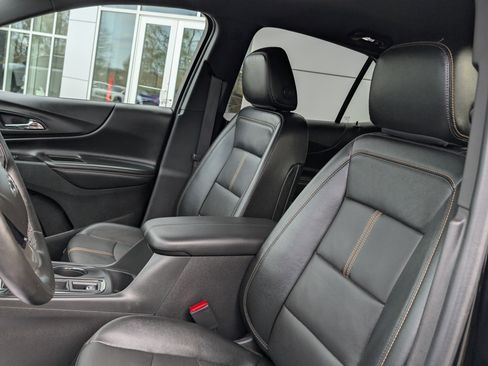 Used 2023 Chevrolet Equinox Premier AWD/4WD image 16