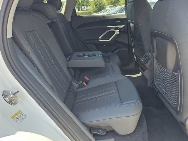 Certified 2025 Audi Q5 Premium w/ Premium Plus AWD/4WD image 6