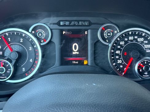 New 2026 RAM 2500 Big Horn AWD/4WD image 23