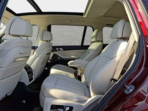 New 2026 BMW X7 xDrive40i w/ Premium Package image 9
