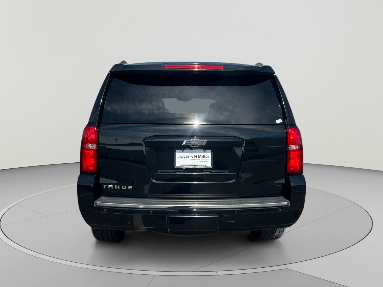 Used 2015 Chevrolet Tahoe LTZ RWD image 4