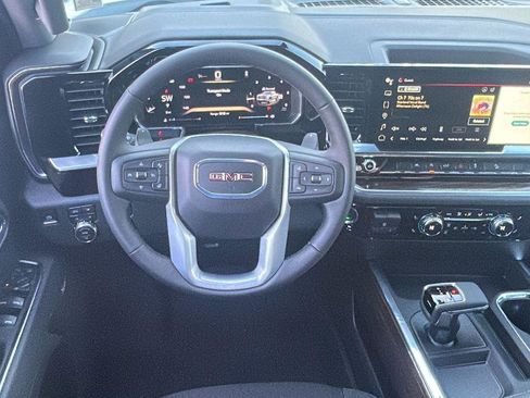 New 2026 GMC Sierra 1500 Elevation image 14