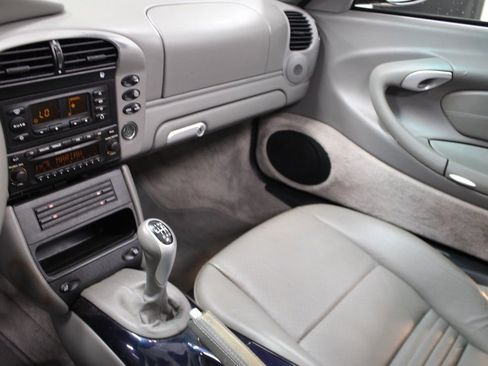 Used 2003 Porsche 911 Carrera 4 image 19