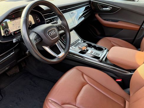 Used 2021 Audi Q7 2.0T Premium w/ Convenience Package image 4