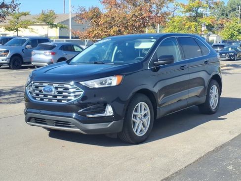 Certified 2022 Ford Edge SEL w/ Convenience Package image 3