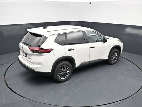 Used 2024 Nissan Rogue S AWD/4WD image 49
