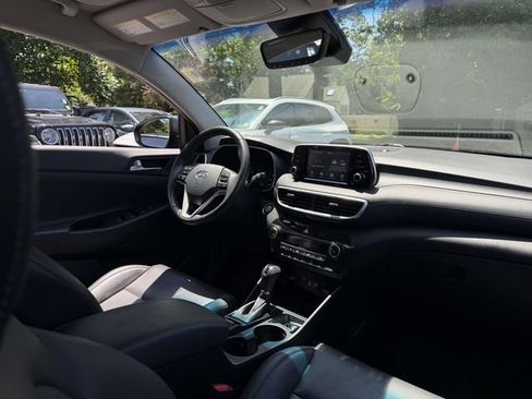 Used 2021 Hyundai Tucson Limited AWD/4WD image 11